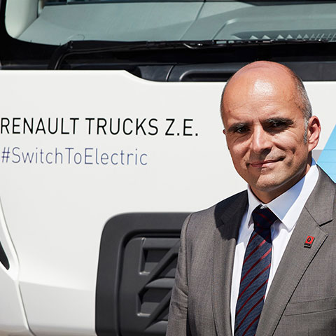 Renault Trucks UK & Ireland commits to net-zero status by 2030