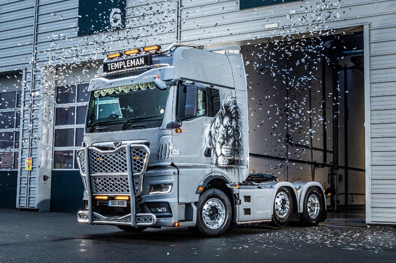 MAN celebrate in style selling their 150,000th vehicle in the UK with show-stopping one-off customer Truck